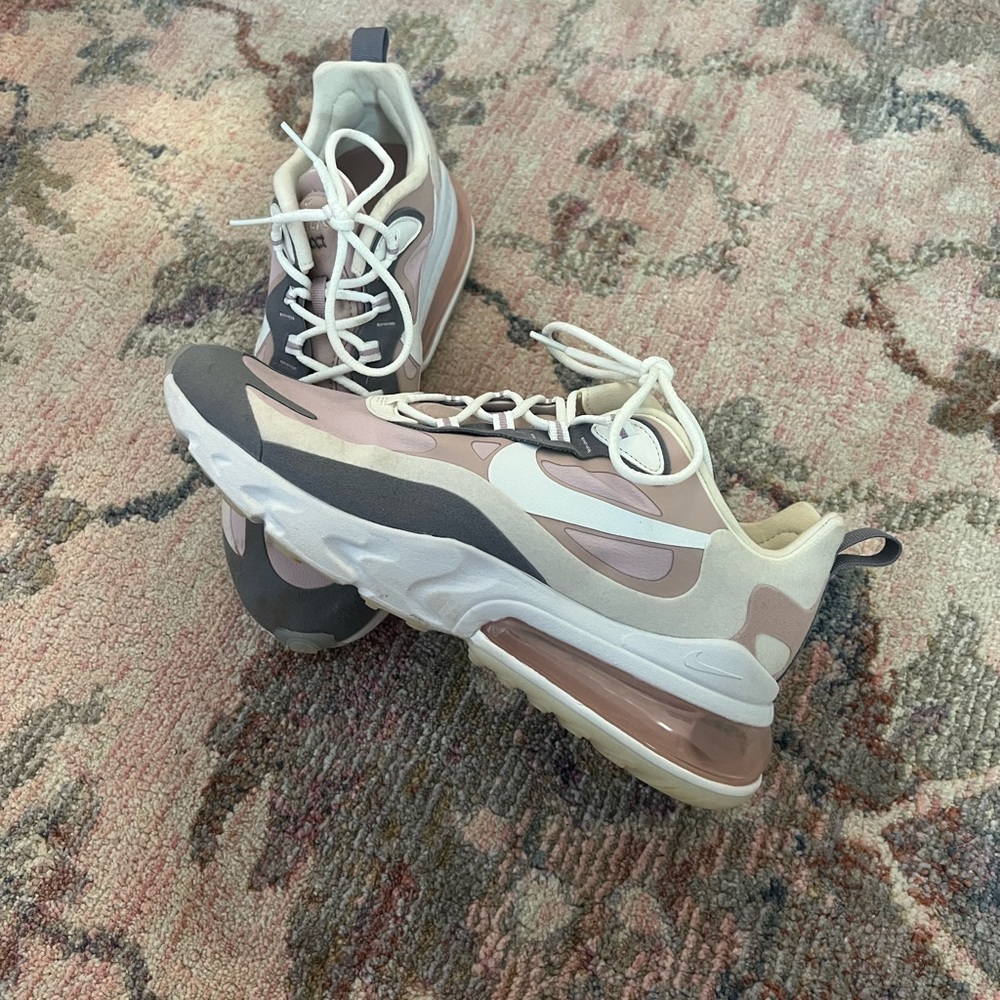 Air Max 270 React - image 1